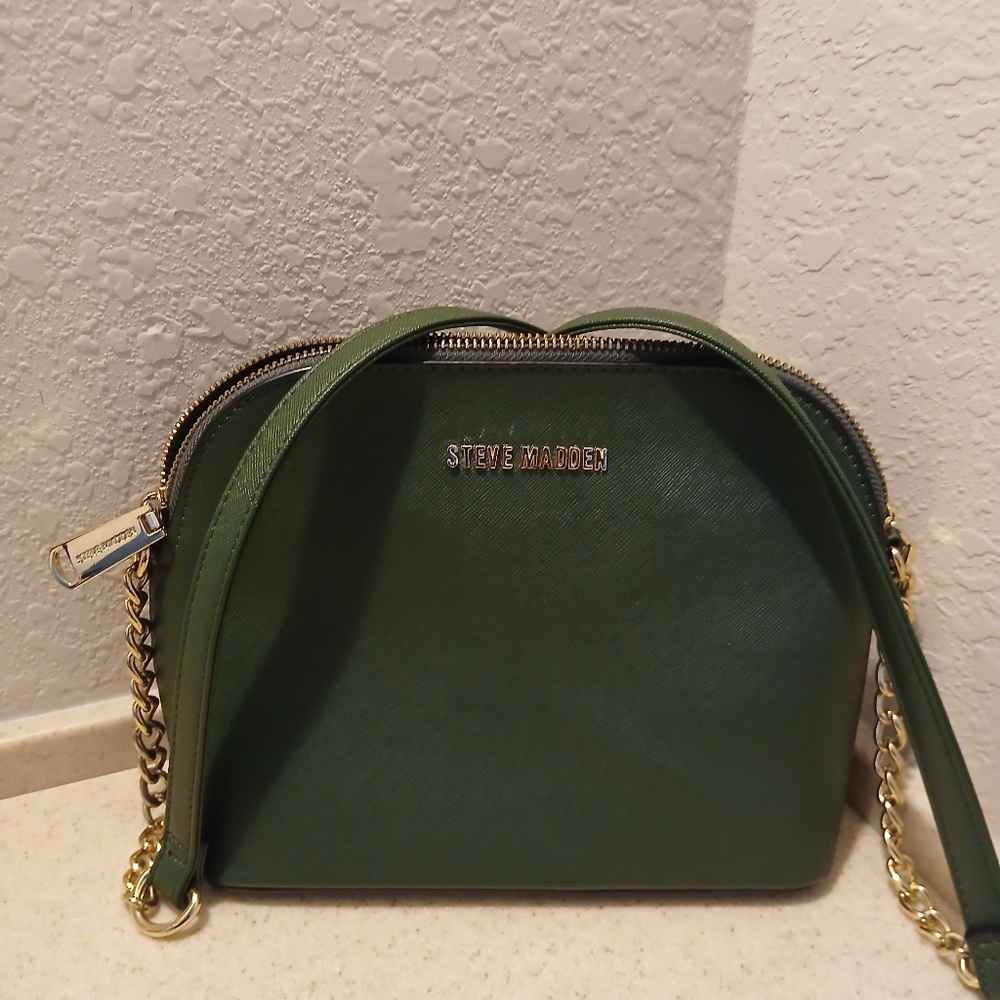 Steve Madden Emerald Green Crossbody.